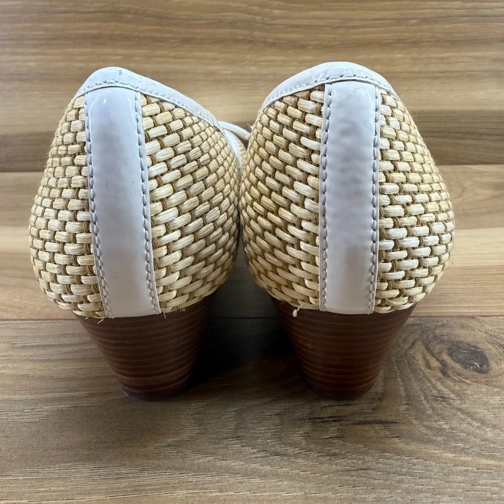 Tory Burch Wicker Raffia Wedge Pumps 10.5 M White Natural Bow Cap Toe Low Heel